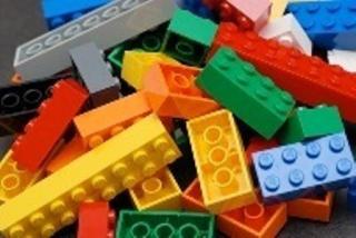 DF Library Event: Lego Club